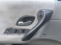 2003 - renault - laguna - 2.0-16v dynamique - 41-lj-dd - afbeelding 10 van  18