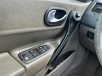 2003 - renault - mégane - 1.6-16v dynam.luxe - personenauto - afbeelding 2 van  11