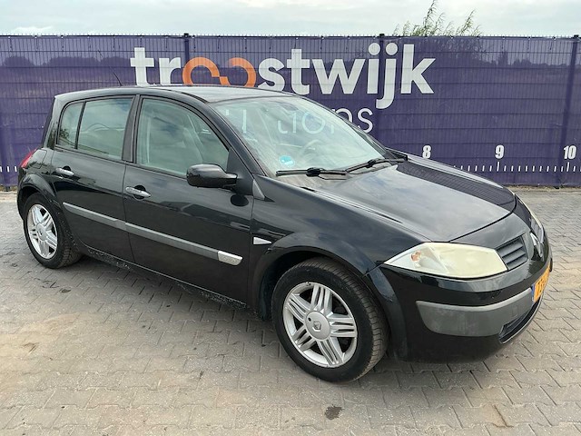 2003 - renault - mégane - 1.6-16v dynam.luxe - personenauto - afbeelding 4 van  11