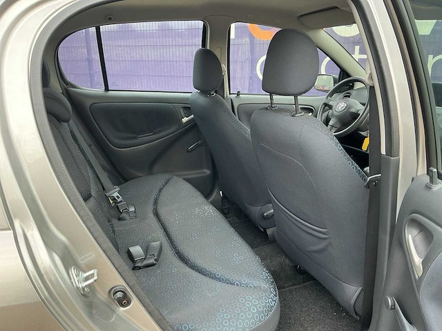 2003 - toyota - yaris - 1.0 vvt-i luna mmt - personenauto - afbeelding 5 van  6