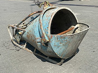 2003 750lr betonkubel - afbeelding 2 van  6
