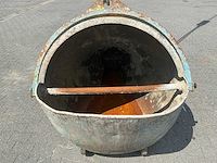2003 750lr betonkubel - afbeelding 5 van  6
