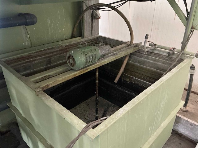 2003 akkerboom 03-02 ontsmettings/kook installatie - afbeelding 3 van  9