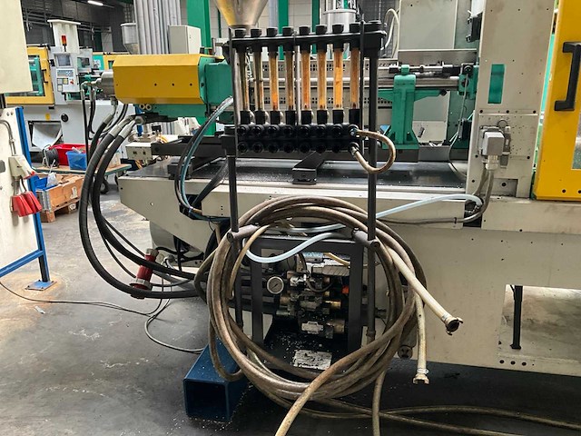 2003 arburg allrounder 420 c 1000-350 spuitgietmachine - afbeelding 18 van  28