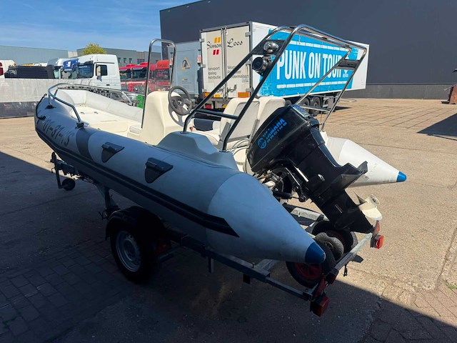 2003 astillero lumar 440 rib boot + buitenboordmotor + trailer - afbeelding 1 van  11