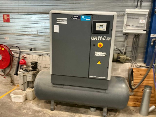 2003 atlas copco ga11cff schroefcompressor - afbeelding 2 van  9