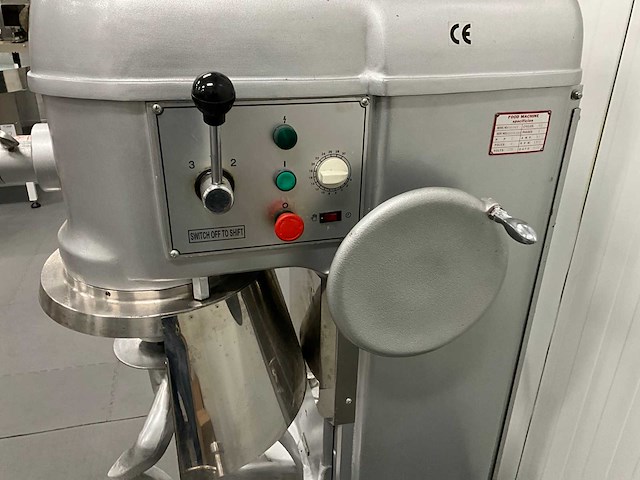 2003 bm60at planeetmenger - afbeelding 8 van  9