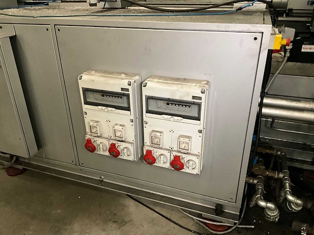 2003 bmb kw 1100/12500 spuitgietmachine - afbeelding 11 van  40