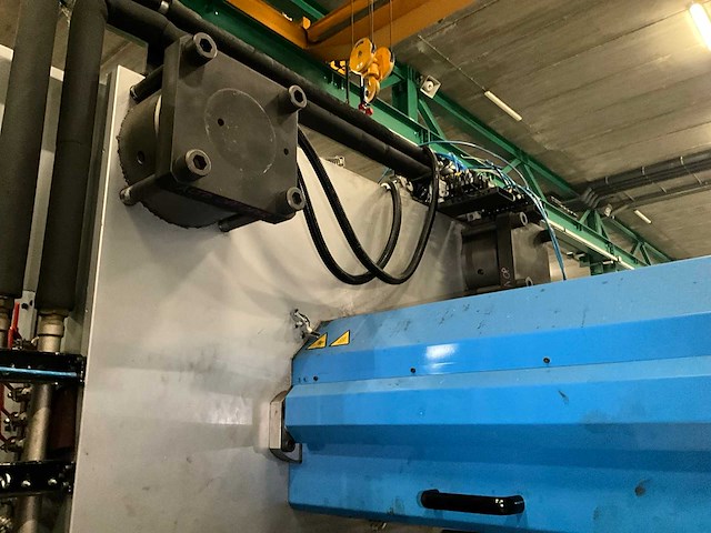2003 bmb kw 1100/12500 spuitgietmachine - afbeelding 22 van  40