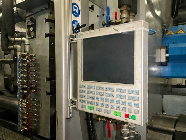 2003 bmb kw 1100/12500 spuitgietmachine - afbeelding 26 van  40