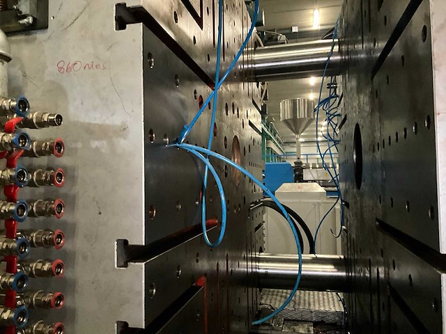 2003 bmb kw 1100/12500 spuitgietmachine - afbeelding 29 van  40