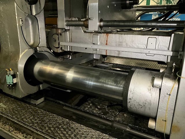 2003 bmb kw 1100/12500 spuitgietmachine - afbeelding 31 van  40