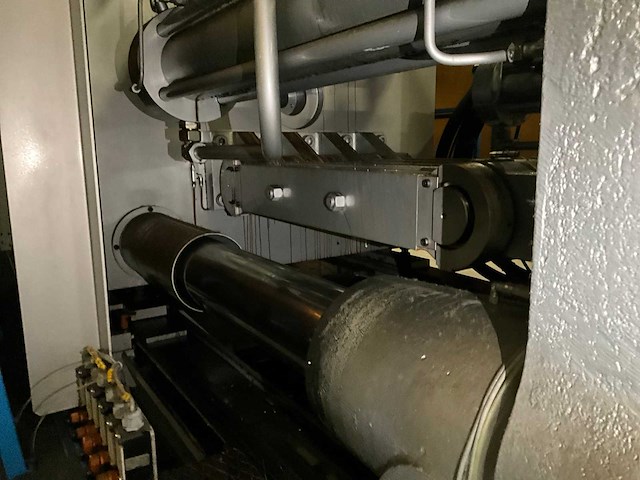 2003 bmb kw 1100/12500 spuitgietmachine - afbeelding 32 van  40