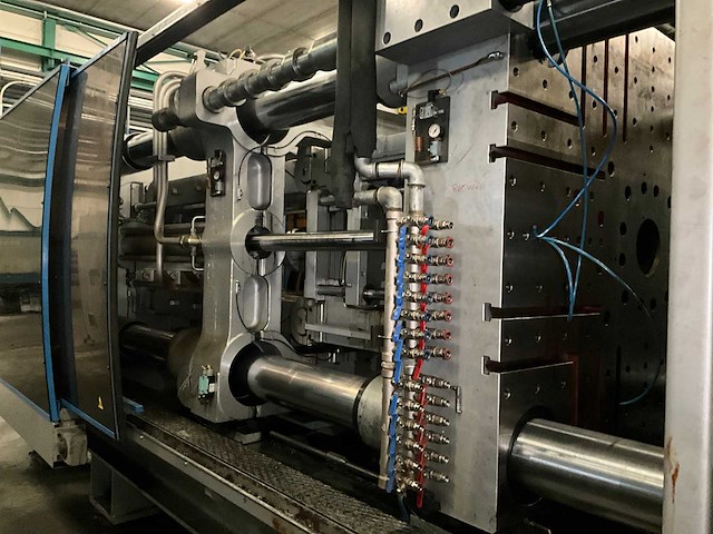 2003 bmb kw 1100/12500 spuitgietmachine - afbeelding 11 van  17