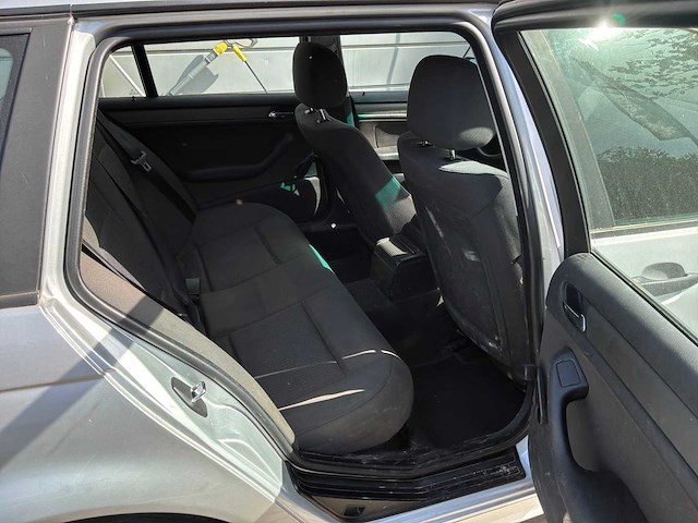 2003 bmw 3-serie touring 316i executive personenauto - afbeelding 7 van  29