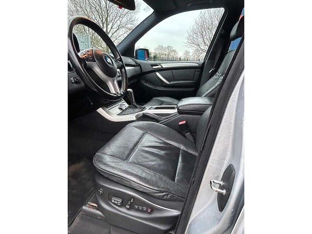 2003 bmw x5 4.4i executive personenauto - afbeelding 16 van  17