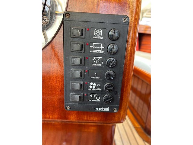 2003 brandaris barkas 850 motorboot - afbeelding 18 van  33