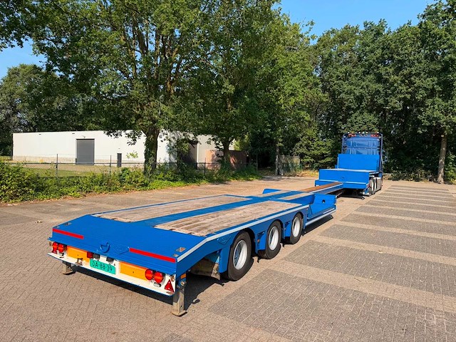 2003 broshuis e-2190/27 31n5-eu 3-assige semi-dieplader – 6,25 m uitschuifbaar – wielkuipen – liftas – gestuurd - afbeelding 1 van  22