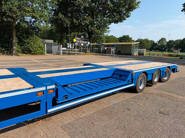 2003 broshuis e-2190/27 31n5-eu 3-assige semi-dieplader – 6,25 m uitschuifbaar – wielkuipen – liftas – gestuurd - afbeelding 13 van  22