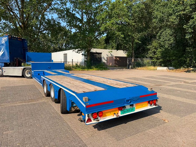 2003 broshuis e-2190/27 31n5-eu 3-assige semi-dieplader – 6,25 m uitschuifbaar – wielkuipen – liftas – gestuurd - afbeelding 17 van  22