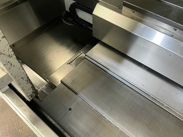 2003 buffalo mcv-2416 cnc freesmachine - afbeelding 16 van  16