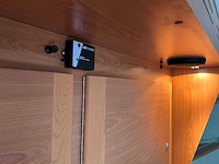 2003 camperbouw holland - be-oplegger ingericht als complete woon-/verblijfswagen met garage, generator, zonnepanelen en hydraulisch nivelleersysteem - afbeelding 30 van  69