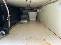2003 camperbouw holland - be-oplegger ingericht als complete woon-/verblijfswagen met garage, generator, zonnepanelen en hydraulisch nivelleersysteem - afbeelding 44 van  69