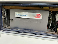 2003 camperbouw holland - be-oplegger ingericht als complete woon-/verblijfswagen met garage, generator, zonnepanelen en hydraulisch nivelleersysteem - afbeelding 47 van  69