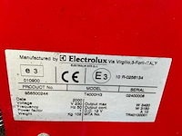 2003 camperbouw holland - be-oplegger ingericht als complete woon-/verblijfswagen met garage, generator, zonnepanelen en hydraulisch nivelleersysteem - afbeelding 50 van  69