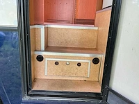 2003 camperbouw holland - be-oplegger ingericht als complete woon-/verblijfswagen met garage, generator, zonnepanelen en hydraulisch nivelleersysteem - afbeelding 103 van  132