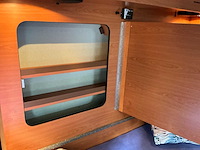 2003 camperbouw holland - be-oplegger ingericht als complete woon-/verblijfswagen met garage, generator, zonnepanelen en hydraulisch nivelleersysteem - afbeelding 26 van  81
