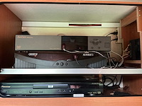 2003 camperbouw holland - be-oplegger ingericht als complete woon-/verblijfswagen met garage, generator, zonnepanelen en hydraulisch nivelleersysteem - afbeelding 57 van  81