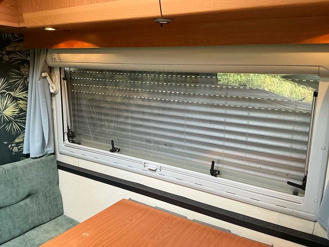 2003 camperbouw holland - be-oplegger ingericht als complete woon-/verblijfswagen met garage, generator, zonnepanelen en hydraulisch nivelleersysteem - afbeelding 59 van  81