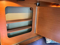 2003 camperbouw holland - be-oplegger ingericht als complete woon-/verblijfswagen met garage, generator, zonnepanelen en hydraulisch nivelleersysteem - afbeelding 27 van  110