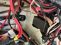 2003 camperbouw holland - be-oplegger ingericht als complete woon-/verblijfswagen met garage, generator, zonnepanelen en hydraulisch nivelleersysteem - afbeelding 79 van  110