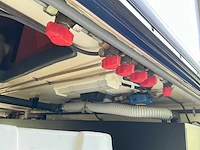 2003 camperbouw holland - be-oplegger ingericht als complete woon-/verblijfswagen met garage, generator, zonnepanelen en hydraulisch nivelleersysteem - afbeelding 81 van  110
