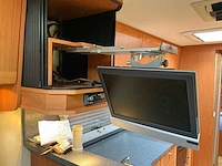 2003 camperbouw holland - be-oplegger ingericht als complete woon-/verblijfswagen met garage, generator, zonnepanelen en hydraulisch nivelleersysteem - afbeelding 47 van  110