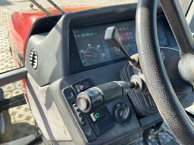 2003 case ih cs110 vierwielaangedreven landbouwtractor - afbeelding 31 van  49
