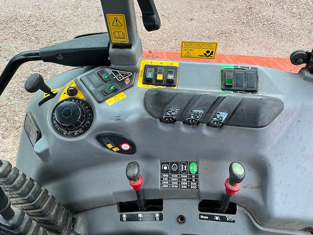 2003 case ih cs94 vierwielaangedreven landbouwtractor - afbeelding 18 van  30
