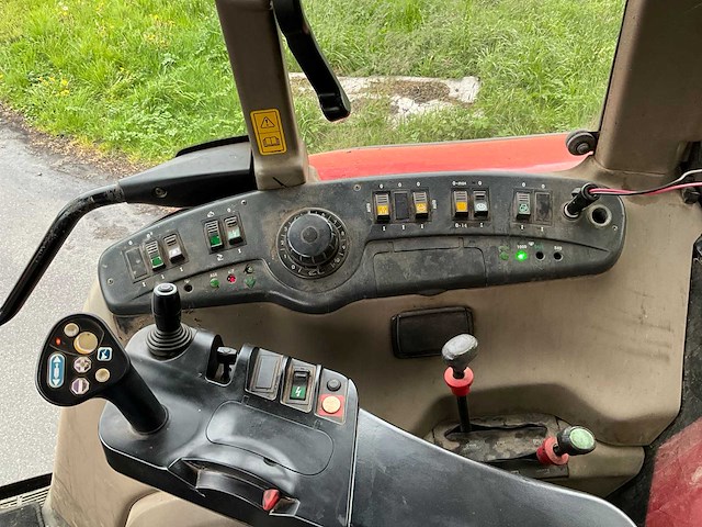 2003 case ih cvx 120 vierwielaangedreven landbouwtractor - afbeelding 21 van  37