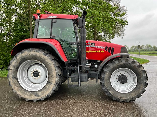 2003 case ih cvx 120 vierwielaangedreven landbouwtractor - afbeelding 34 van  37