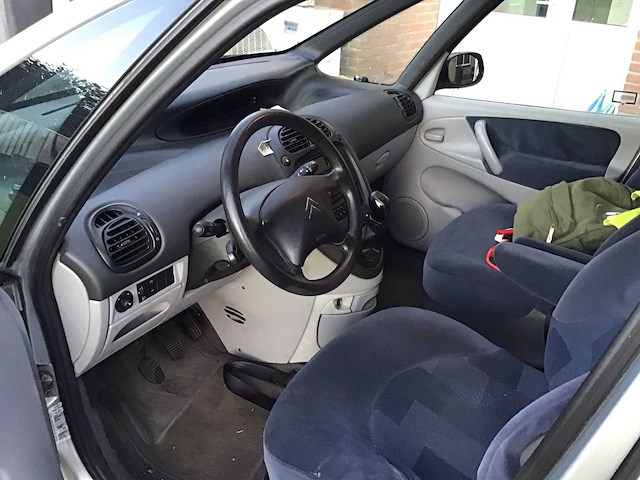 2003 citroen xsara picasso personenauto - afbeelding 16 van  16