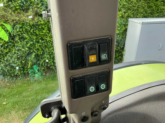 2003 claas ares 656rz vierwielaangedreven landbouwtractor - afbeelding 10 van  20