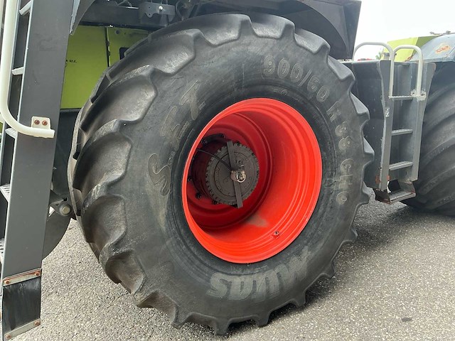 2003 claas xerion 3800 (781) saddle trac 4wd vierwielaangedreven landbouwtractor - afbeelding 3 van  32