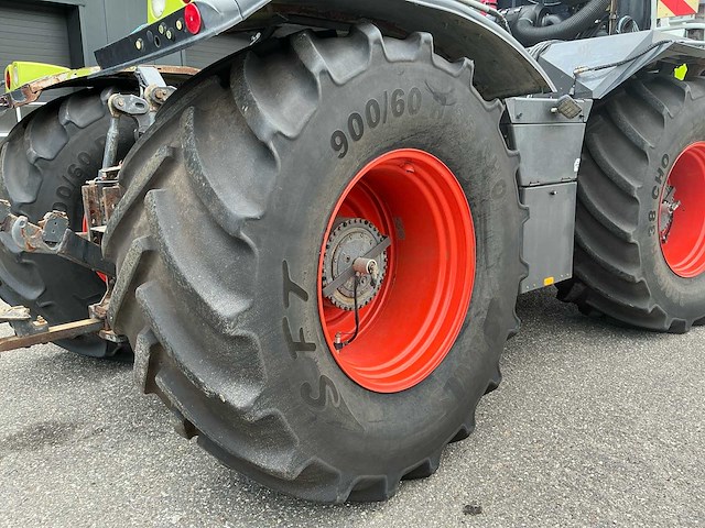 2003 claas xerion 3800 (781) saddle trac 4wd vierwielaangedreven landbouwtractor - afbeelding 32 van  32