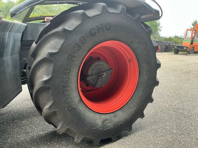 2003 claas xerion 3800 (781) saddle trac 4wd vierwielaangedreven landbouwtractor - afbeelding 12 van  31