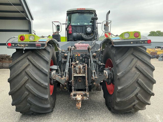 2003 claas xerion 3800 (781) saddle trac 4wd vierwielaangedreven landbouwtractor - afbeelding 7 van  31