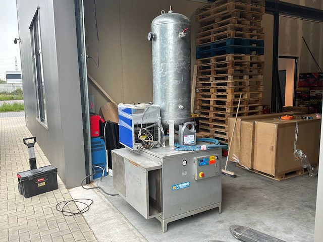 2003 creemers rch 11-61-hr schroefcompressor - afbeelding 1 van  12