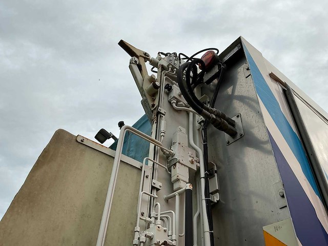 2003 daf ae45cf containerreiniger inclusief hogedruklans en hotbox - afbeelding 8 van  21
