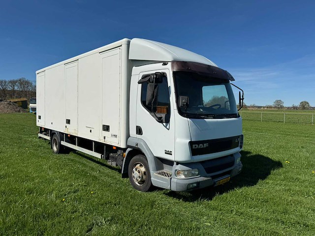 2003 daf lf 45.150 vrachtwagen - afbeelding 18 van  20